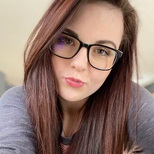 Meet your Posher, Eryn